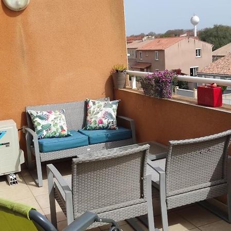 Appartement Avec Grande Terrasse A 15 Mn De La Mer Saint-Esteve  Bagian luar foto