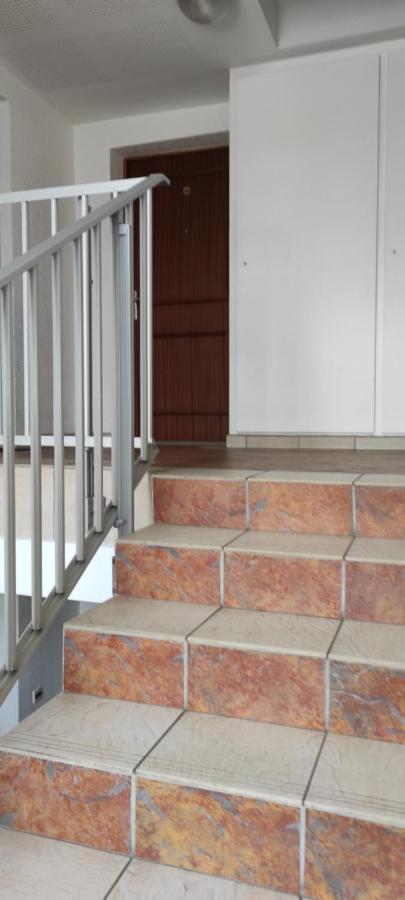 Appartement Avec Grande Terrasse A 15 Mn De La Mer Saint-Esteve  Bagian luar foto