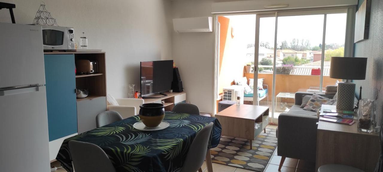 Appartement Avec Grande Terrasse A 15 Mn De La Mer Saint-Esteve  Bagian luar foto